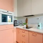 Apartment Queen Size Bed - Obok Manufaktury W Centrum Lodzi - Parking Gratis!!! Lodz