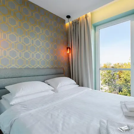 Queen Size Bed - Obok Manufaktury W Centrum Lodzi - Parking Gratis!!!