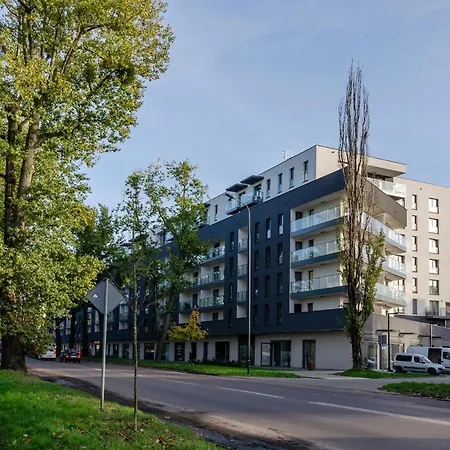 Queen Size Bed - Obok Manufaktury W Centrum Lodzi - Parking Gratis!!!