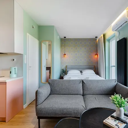 Apartment Queen Size Bed - Obok Manufaktury W Centrum Lodzi - Parking Gratis!!!