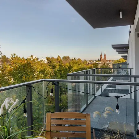 شقة Queen Size Bed - Obok Manufaktury W Centrum Lodzi - Parking Gratis!!!