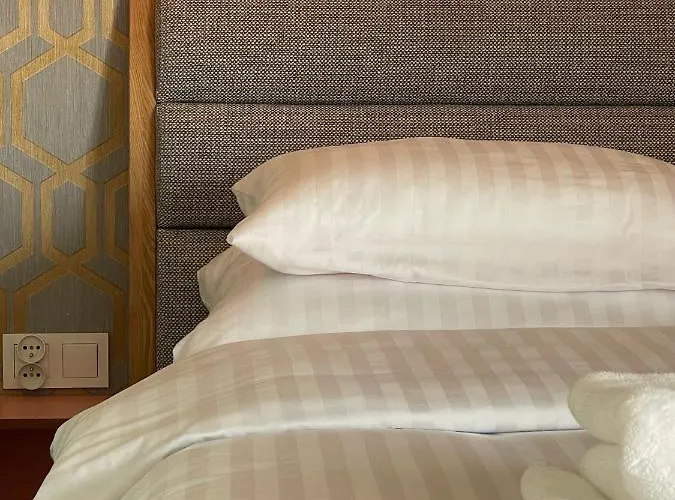 Queen Size Bed - Obok Manufaktury W Centrum Lodzi - Parking Gratis!!! Lejlighed *