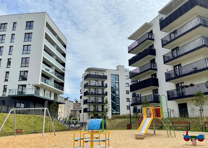 Queen Size Bed - Obok Manufaktury W Centrum Lodzi - Parking Gratis!!! شقة