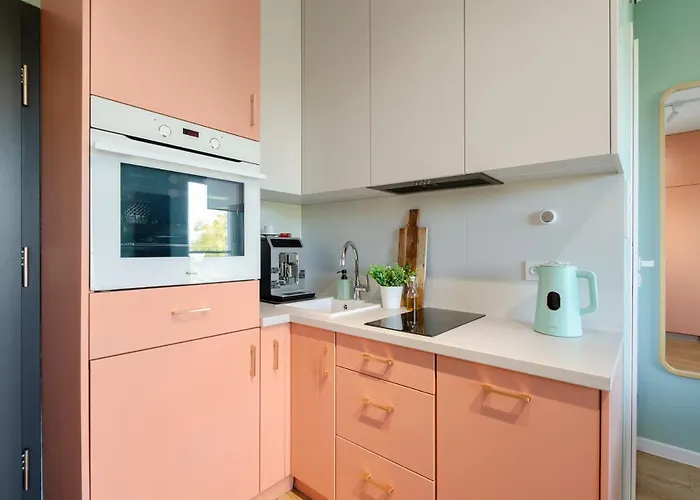 شقة Queen Size Bed - Obok Manufaktury W Centrum Lodzi - Parking Gratis!!! وودج