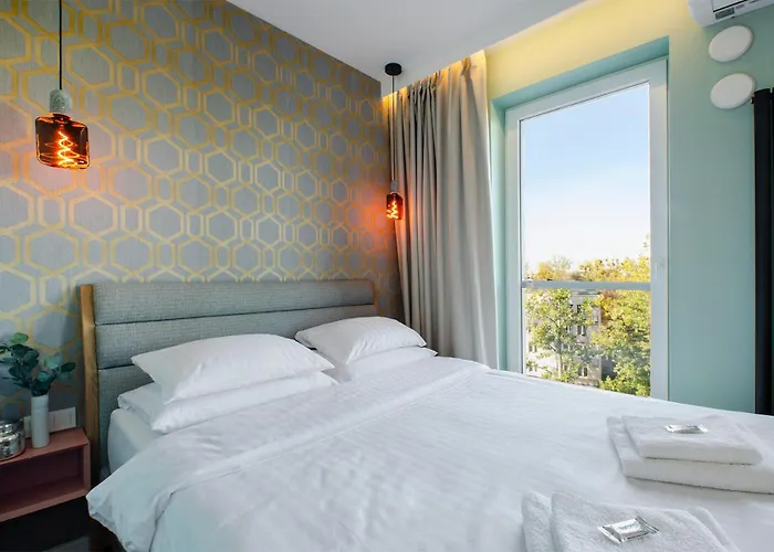 Queen Size Bed - Obok Manufaktury W Centrum Lodzi - Parking Gratis!!!